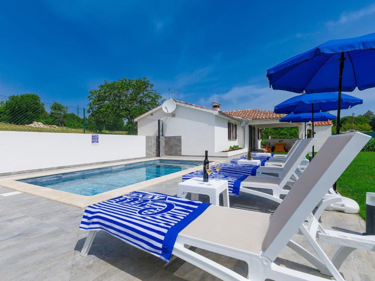 Holiday Home Casa Gverino Plomin Exterior foto