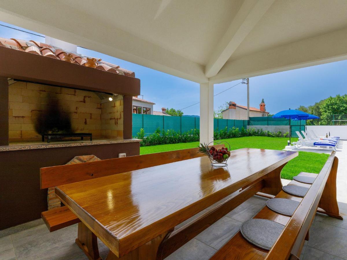 Holiday Home Casa Gverino Plomin Exterior foto